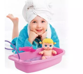 Boneca Nenequinha Chuveirinho - Super Toys