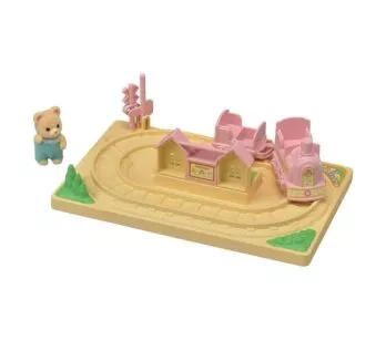 Figura e Cenário - Sylvanian Families - Trenzinho do Bebê - Epoch