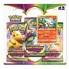 Jogo de Cartas Pokémon - Blister Triplo - Espada e Escudo 4 - Voltagem Vívida - Scorbunny - Copag