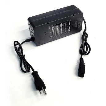 Carregador de Bateria - Bivolt - 48v 12Ah - Plug and Move