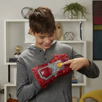 Manopla do Infinito Eletrônica - Vingadores Ultimato - Homem de Ferro - Hasbro