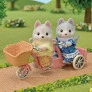 Figuras - Sylvanian Families - Conjunto Bicicleta Dupla - Irmã e Irmão Huskys - Epoch Magia