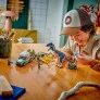 Bloco de Montar - Jurassic World - Caminhão de Transporte de Alossauro - 588 peças - LEGO