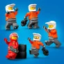 Bloco de Montar – Lego City – Pit Stop e equipe da F1® com carro Ferrari - 322 peças - LEGO