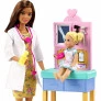 Conjunto e Boneca - Barbie Profissões - Morena - Doutora com Paciente - Mattel