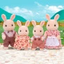 Figuras - Sylvanian Families - Família Coelhos Leite - Epoch Magia