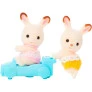 Figuras - Sylvanian Families - Gêmeos Coelho Chocolate - Epoch Magia