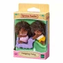 Figuras - Sylvanian Families - Gêmeos Porco Espinho - Epoch Magia
