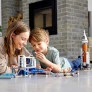 Foguete de Espaço Intersideral e Controle de Lançamento - 837 Peças - Lego